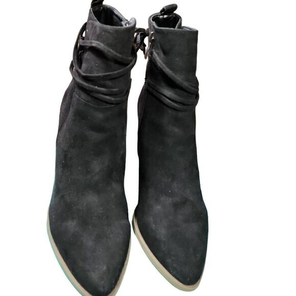 Maurices Brooklyn Women's Black Faux Suede Block Heel Tassel Ankle Boots Size 11 - Picture 7 of 11